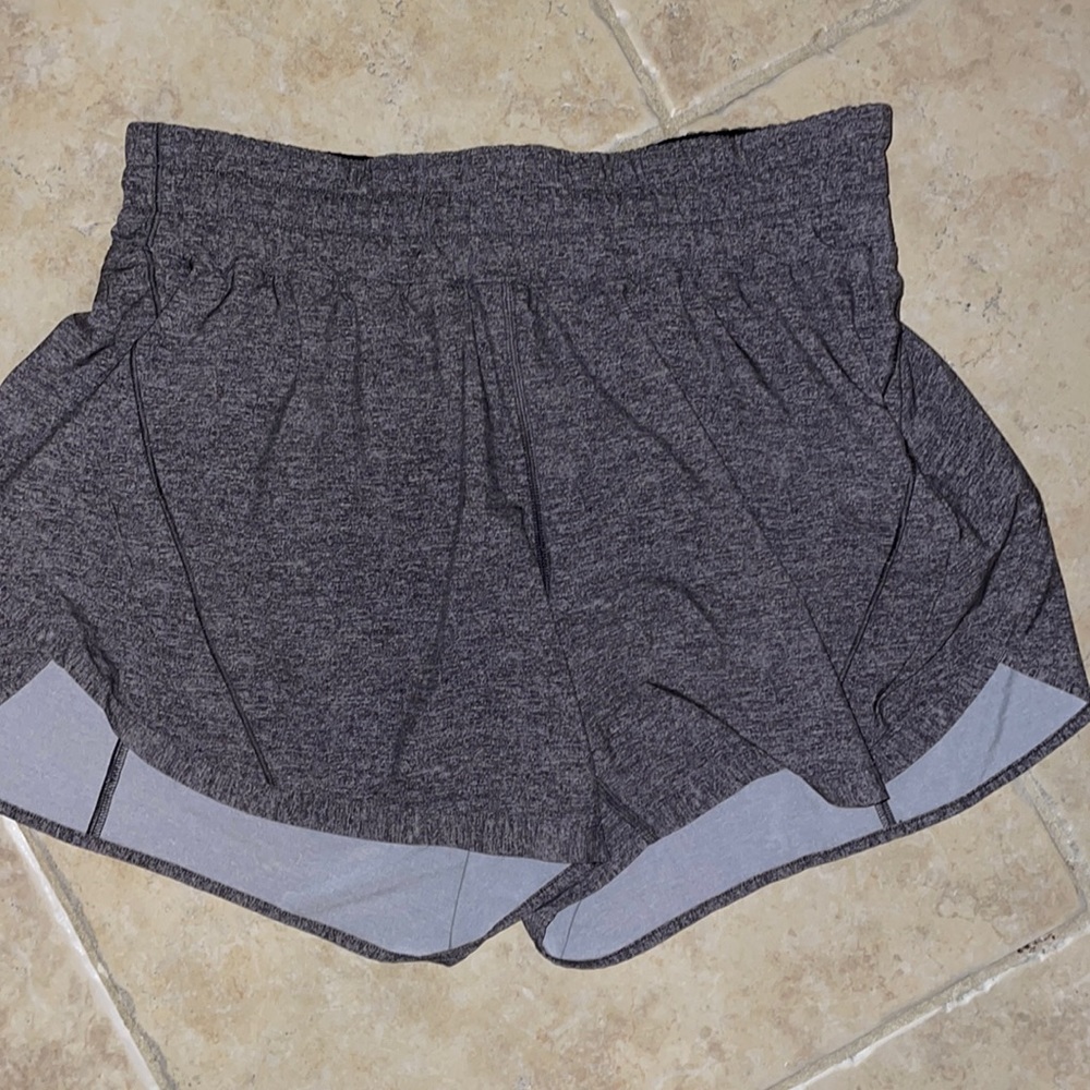 LuluLemon Track That short